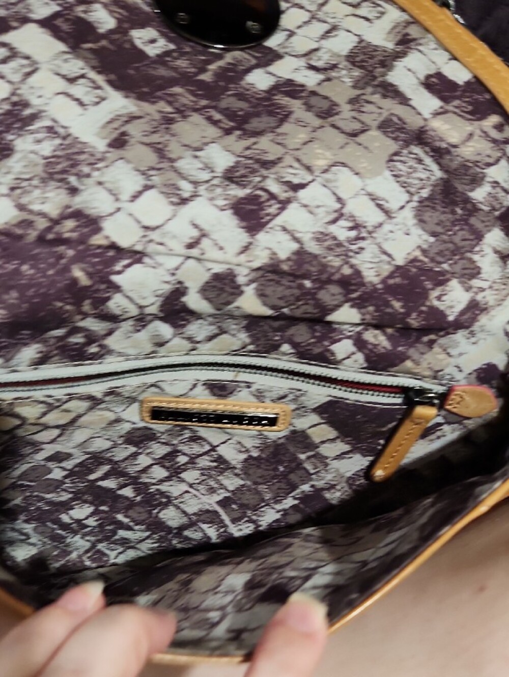 Elliott Lucca - Tan Woven Leather Shoulder Bag or Large Clutch w/Pewter Hardware - Picture 3 of 7